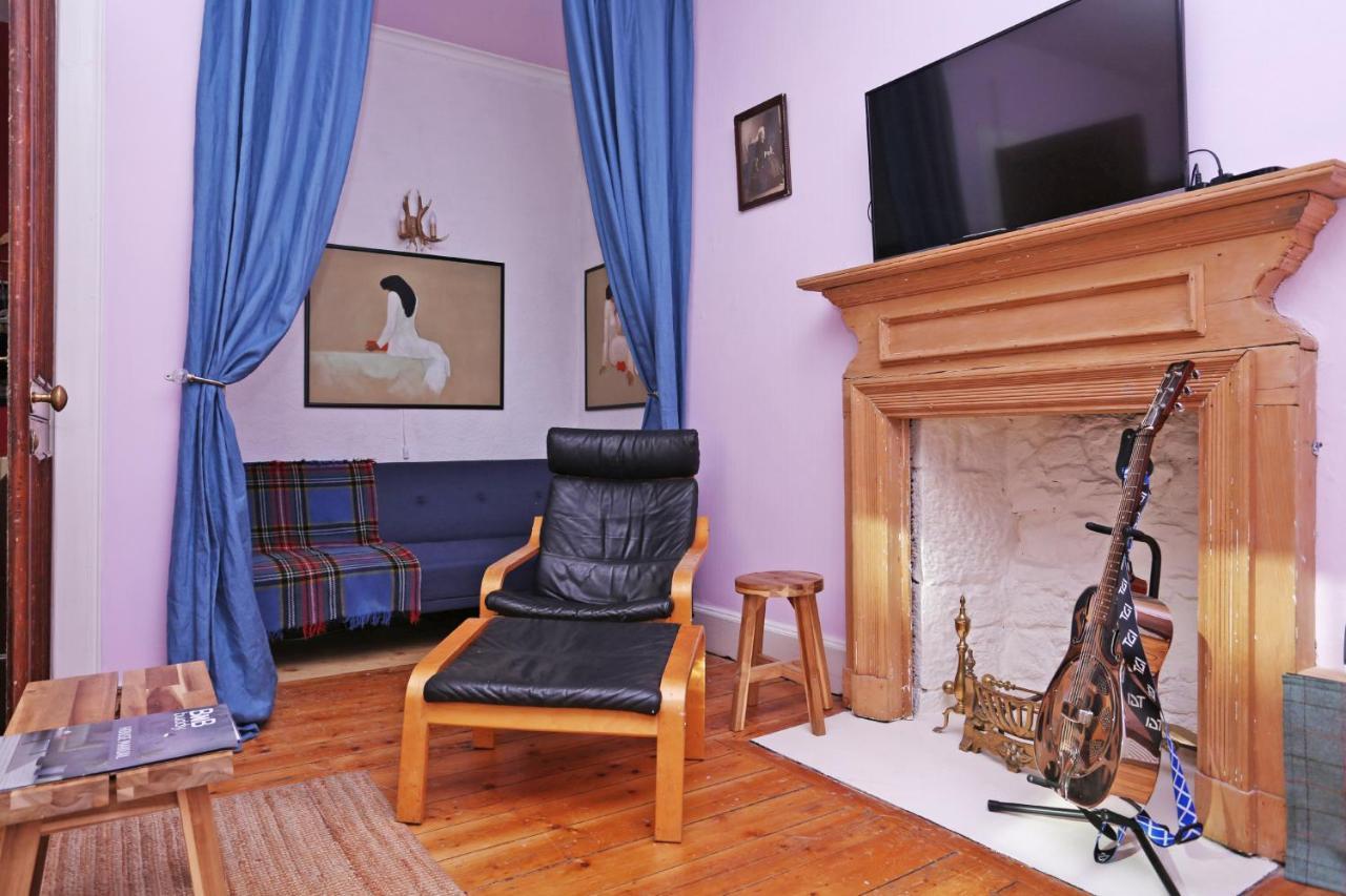 Joivy Iconic Colorful Home On The Royal Mile エディンバラ エクステリア 写真