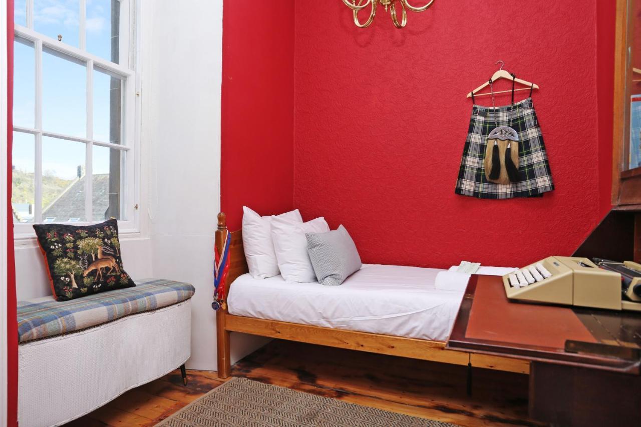 Joivy Iconic Colorful Home On The Royal Mile エディンバラ エクステリア 写真