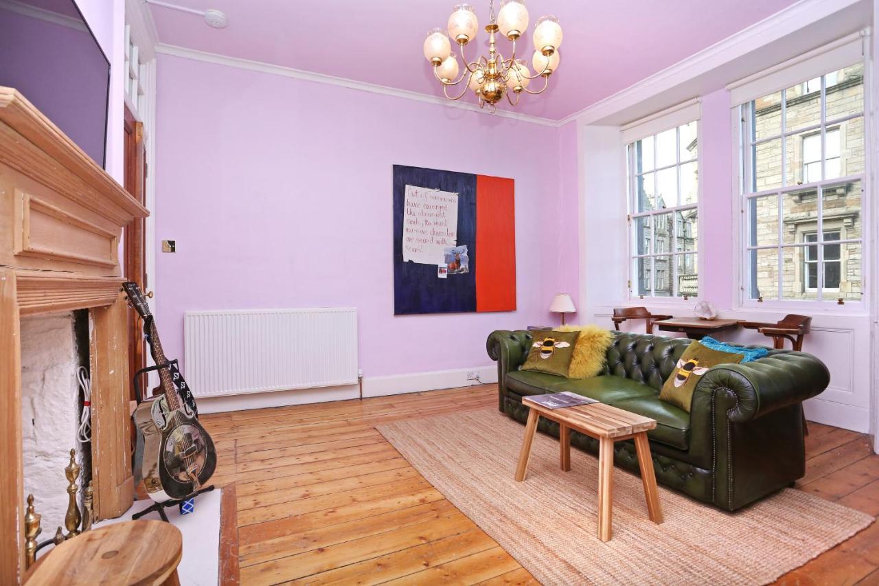 Joivy Iconic Colorful Home On The Royal Mile エディンバラ エクステリア 写真